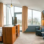 The Grand 5*