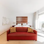 The Grand 5*